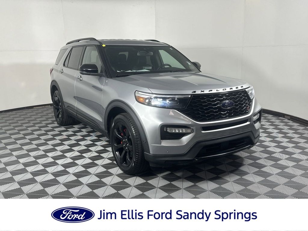 2020 Ford Explorer ST 1