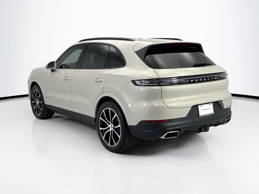 Thumbnail: 2026 Porsche Cayenne - 3