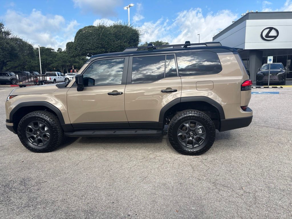 Thumbnail: 2026 Lexus GX - 2