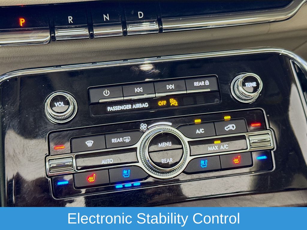 Used Car 2019 Lincoln Navigator L  Reserve For Sale Under $30,000 In Austin, Texas