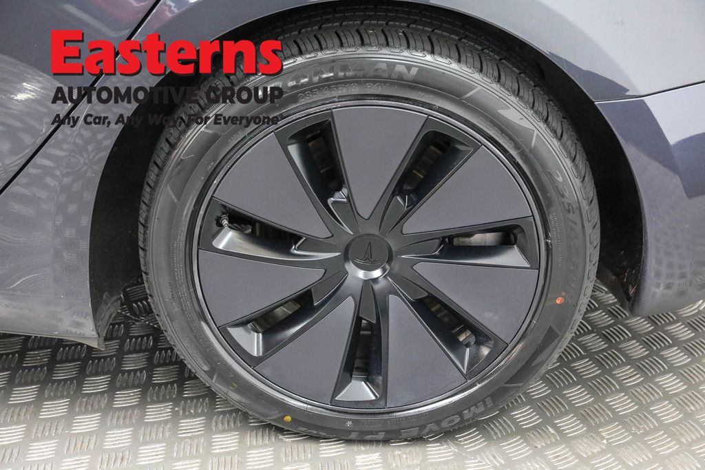 Used 2024 Gray Tesla Base image 30