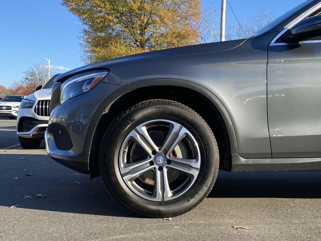 2016 Mercedes-Benz GLC 300 7