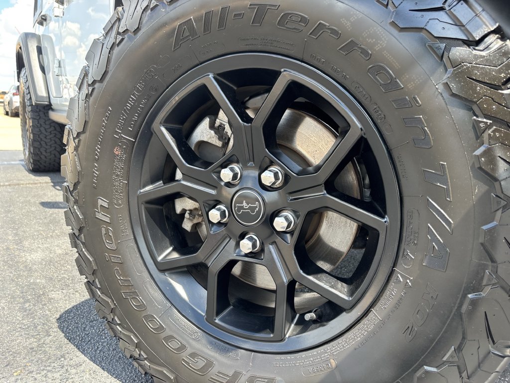 Used 2024 Jeep Wrangler SUV