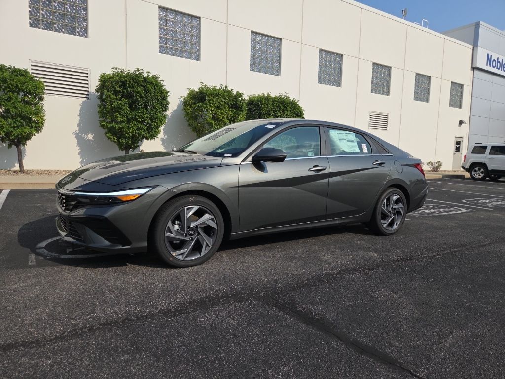 Thumbnail: 2025 Hyundai Elantra - 2