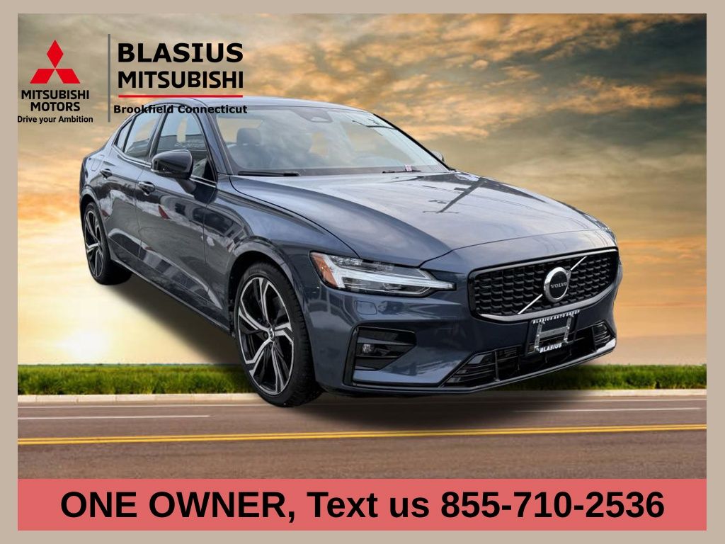 Denim Blue Metallic 2025 Volvo S60 B5 Core AWD Sedan All-Wheel Drive Automatic