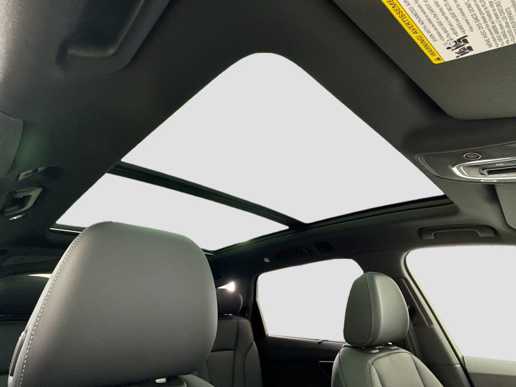 Thumbnail: 2026 Audi Q7 - 18