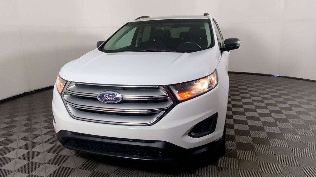 2018 Ford Edge SE 3