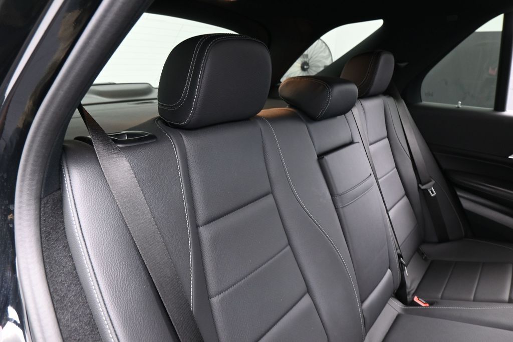 Used 2026 Black Mercedes-Benz GLE 350 image 44