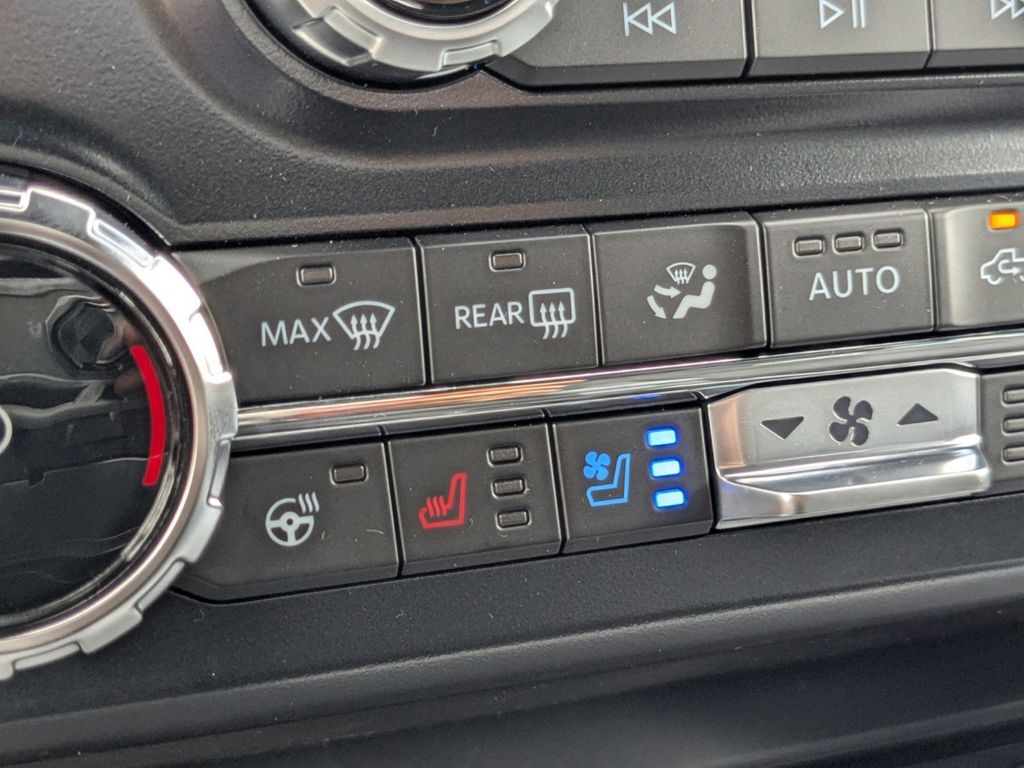 2025 Ford F-250 Super Duty Platinum