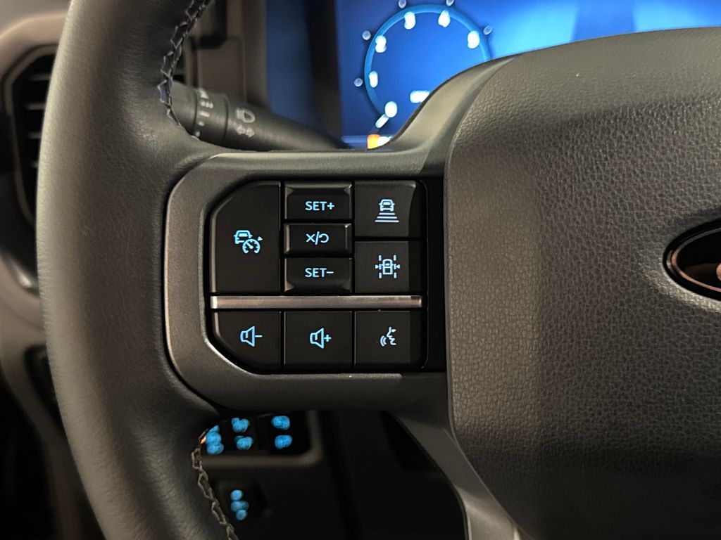 Certified Used 2025 Blue Ford XLT image 21