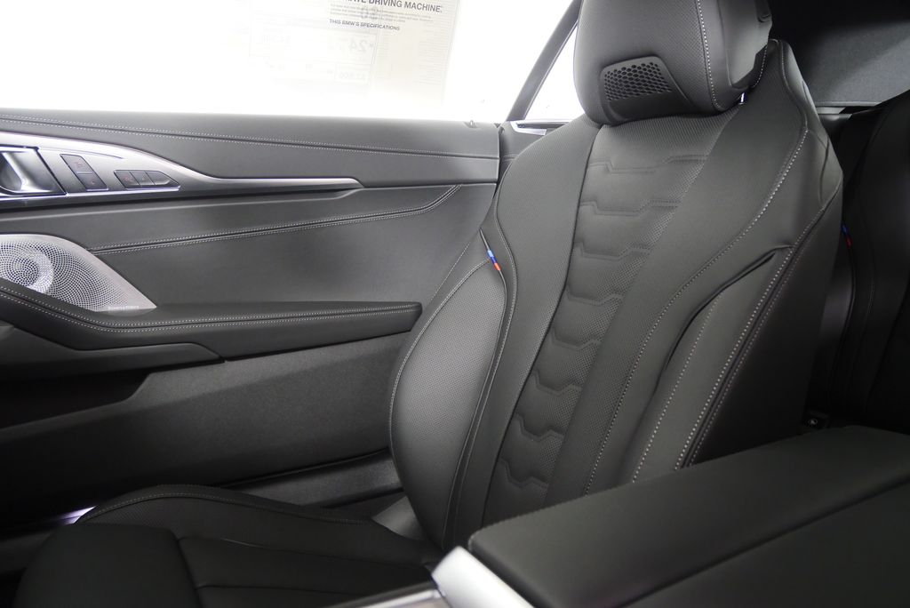 Thumbnail: 2026 BMW 8 Series - 22