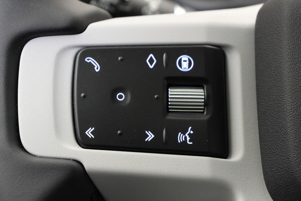 Thumbnail: 2026 Land Rover Defender - 18