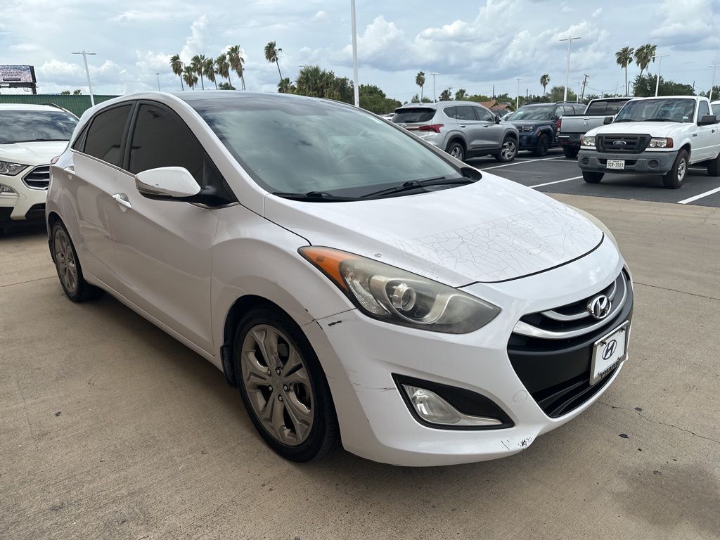 Thumbnail: 2014 Hyundai Elantra - 3