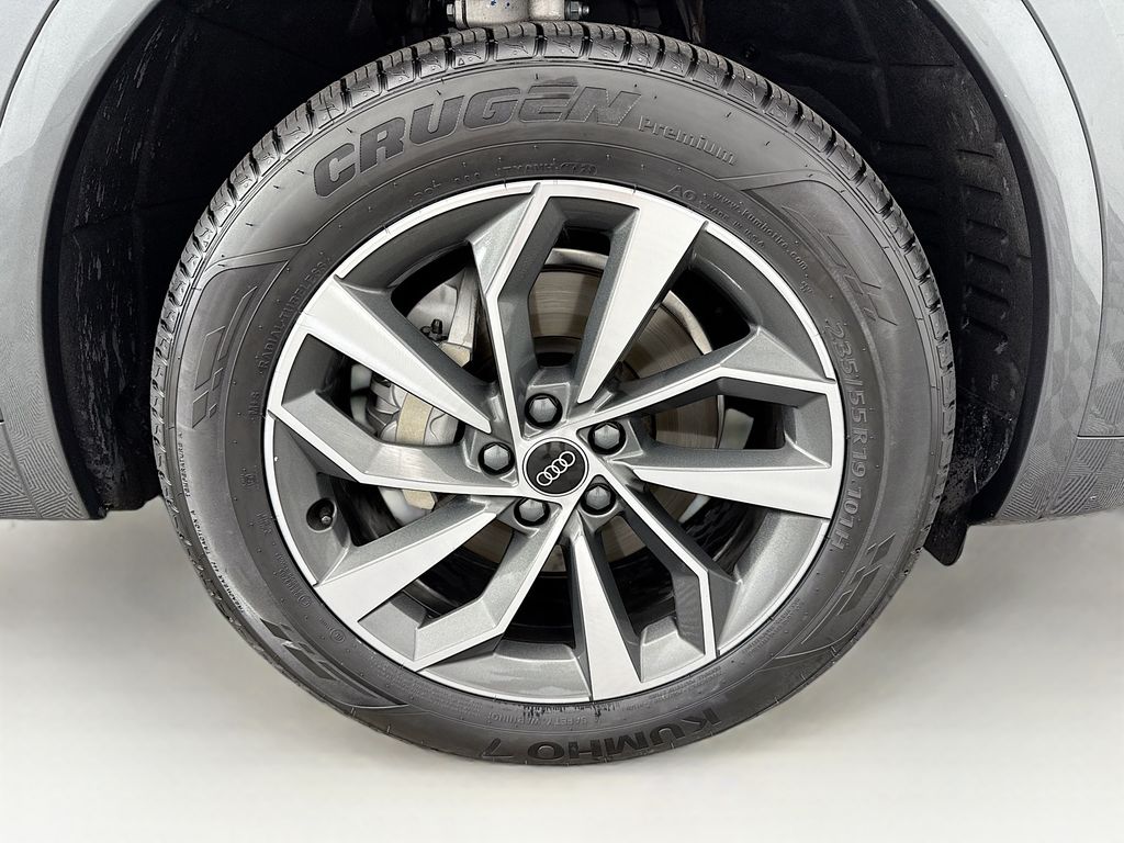 Thumbnail: 2022 Audi Q5 - 30