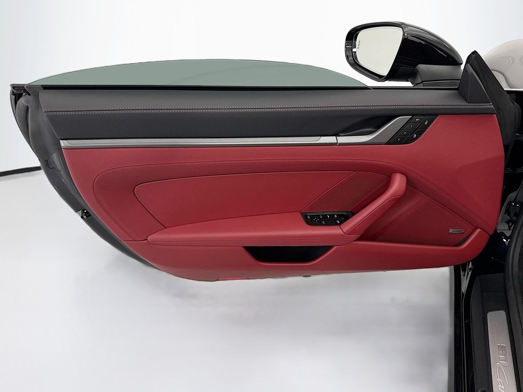 Thumbnail: 2026 Porsche 911 - 31