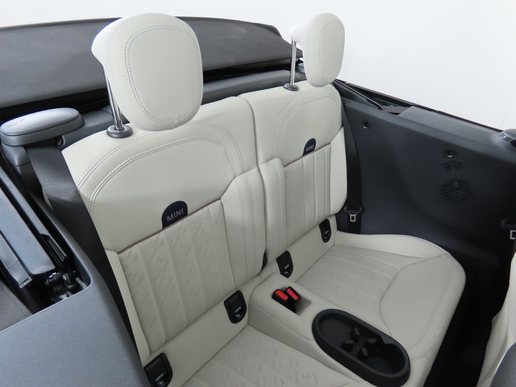 2025 MINI Cooper Convertible S 32