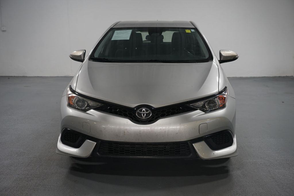Thumbnail: 2017 Toyota Corolla iM - 2