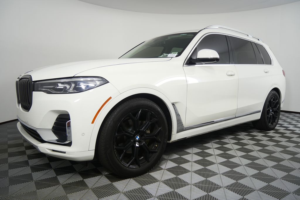 Thumbnail: 2020 BMW X7 - 7