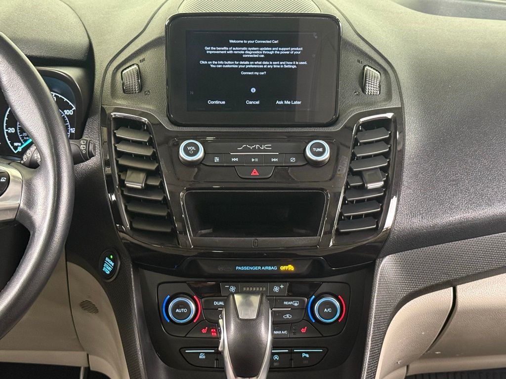 2019 Ford Transit Connect Titanium