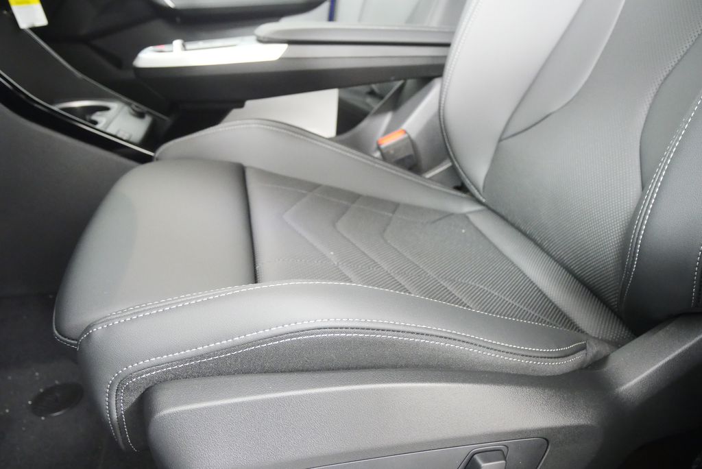 Thumbnail: 2026 BMW X2 - 10