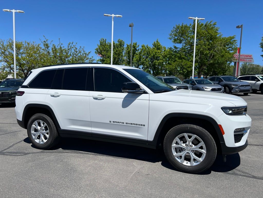 2023 Jeep Grand Cherokee Limited 4x4's photo