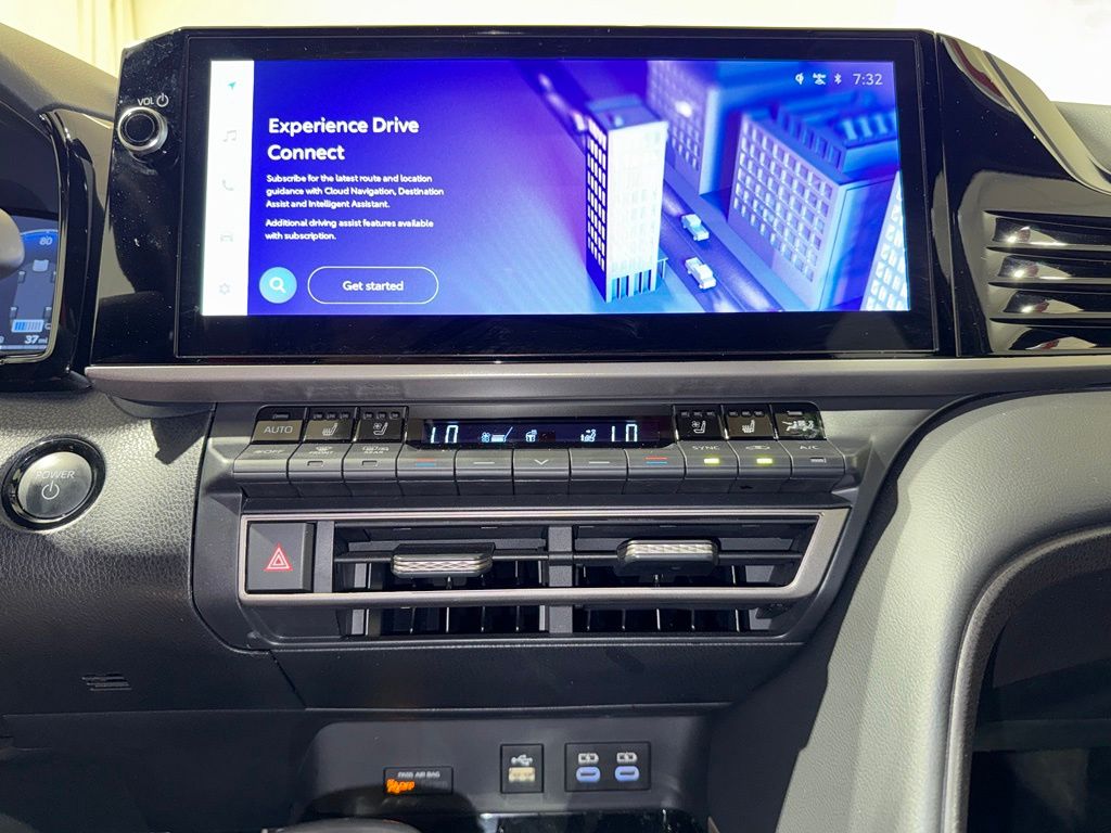 Thumbnail: 2025 Toyota Camry - 27