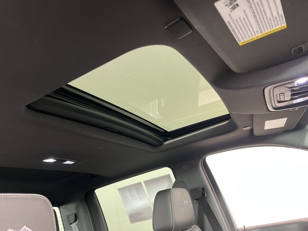 2019 Chevrolet Silverado 1500 High Country 6