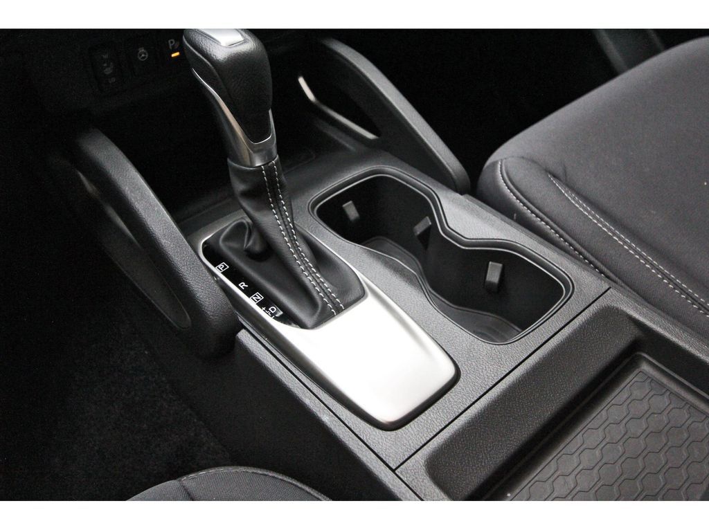 2024 Nissan Frontier SV White at Bravo Nissan