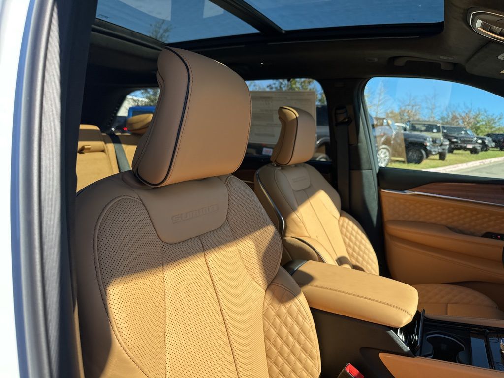 New Car 2025 Jeep Grand Cherokee  Summit For Sale Under $70,000 In Austin, Texas