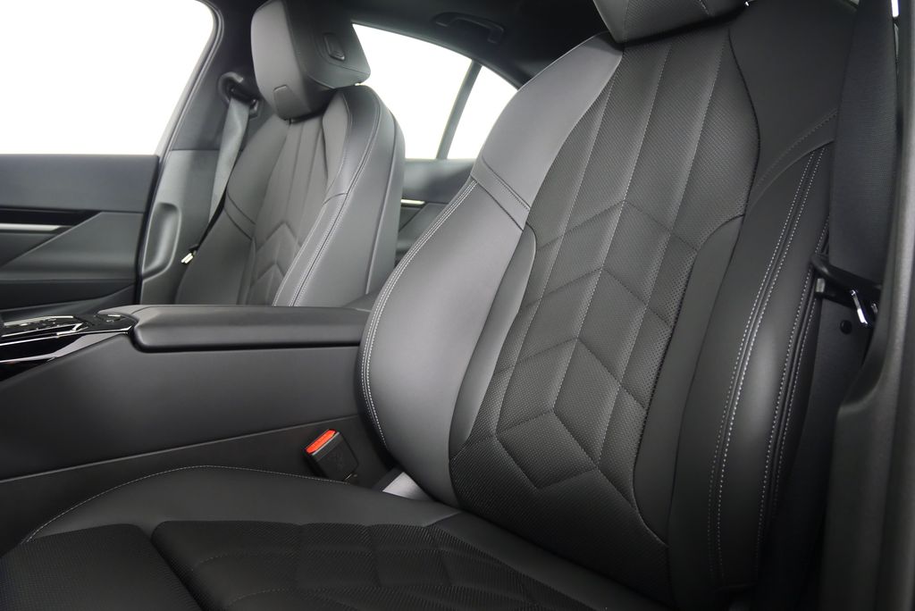 2026 BMW 5 Series 530i 10