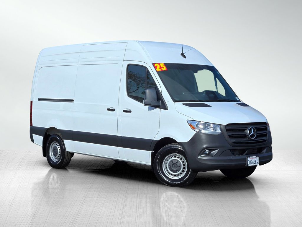 2025 Mercedes-Benz Sprinter Cargo 2500 144 RWD