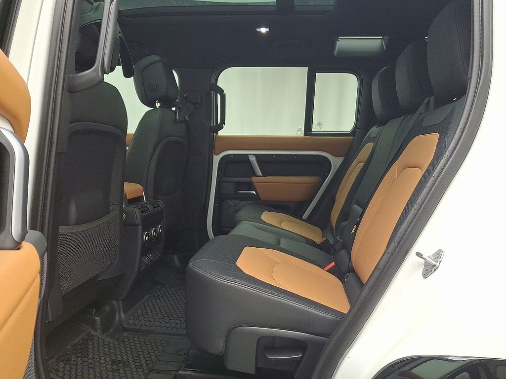 Thumbnail: 2023 Land Rover Defender - 10