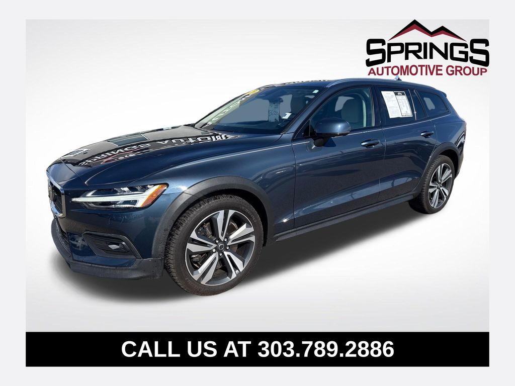 Denim Blue Metallic 2023 Volvo V60 Wagon All-Wheel Drive Automatic