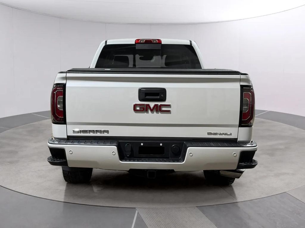 Used 2016 White Frost Tricoat GMC Denali image 4