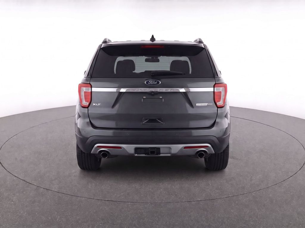 Used 2016 Magnetic Ford XLT image 6
