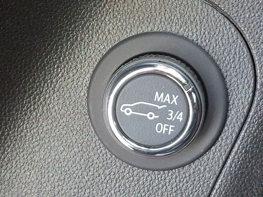 Thumbnail: 2023 GMC Acadia - 27