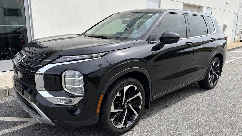  2023 Mitsubishi Outlander Black Edition S-AWC   