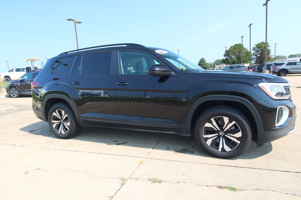 Used 2025 Volkswagen Atlas SUV