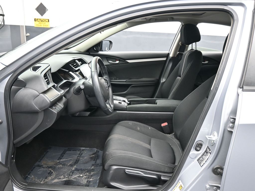 Used 2018 Silver Metallic Honda EX-T image 11