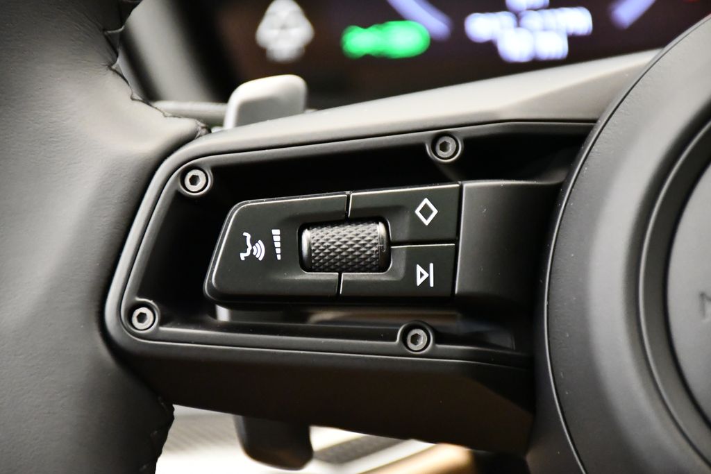 Thumbnail: 2026 Porsche Cayenne - 27