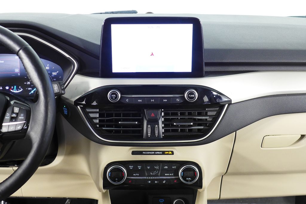 Thumbnail: 2021 Ford Escape - 26