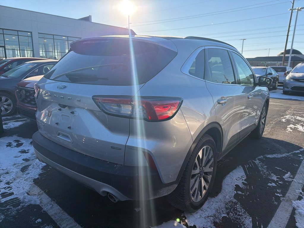 Thumbnail: 2020 Ford Escape - 3