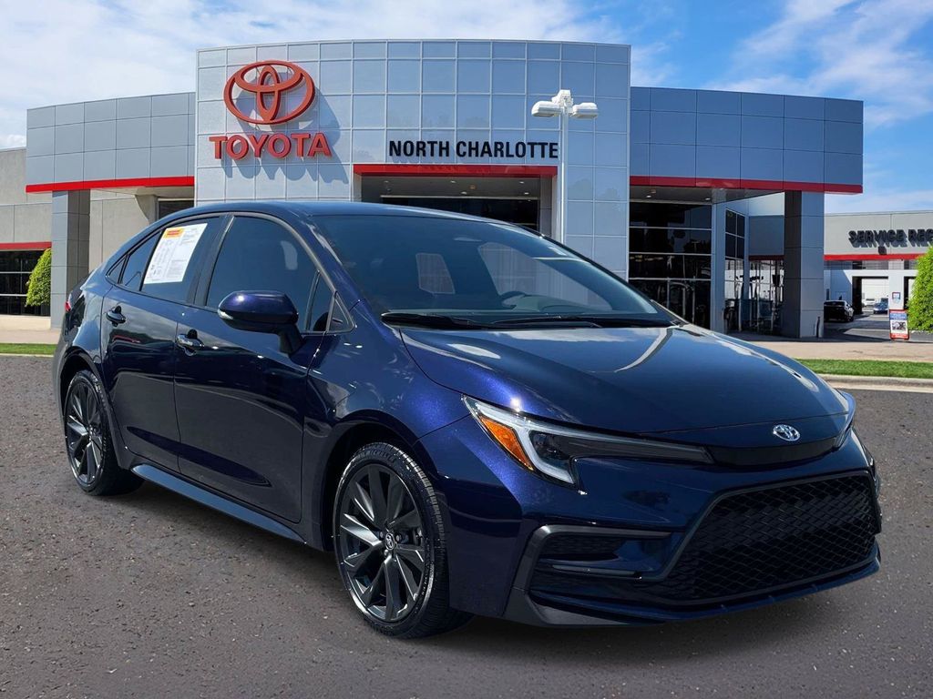 2025 Toyota Corolla SE