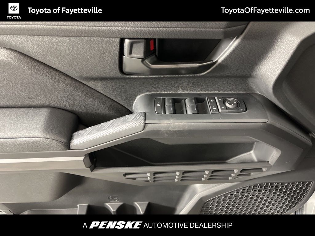2025 Toyota Tacoma SR5 26