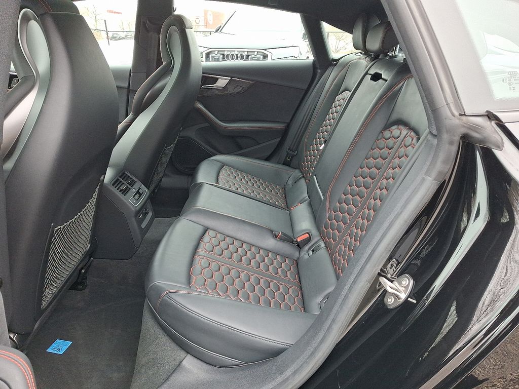 Thumbnail: 2024 Audi RS 5 - 10