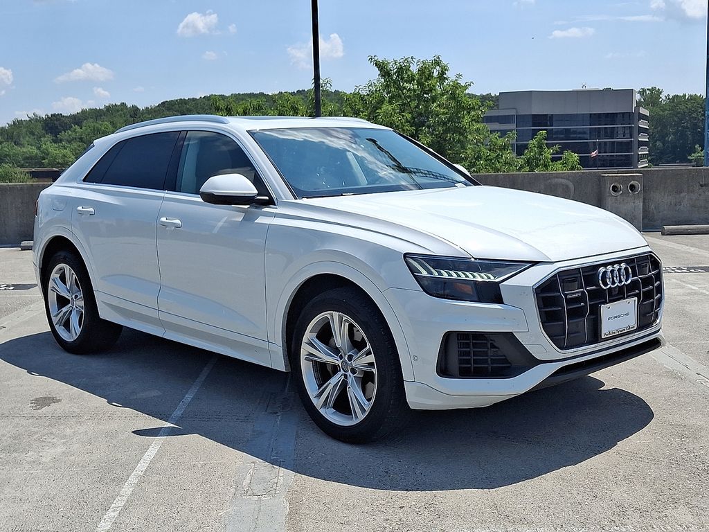 Thumbnail: 2020 Audi Q8 - 7