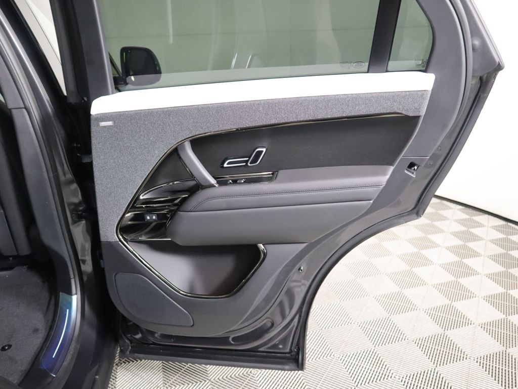 Thumbnail: 2026 Land Rover Range Rover Sport - 29