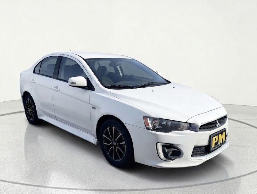 2017 Mitsubishi Lancer Blanco (Diamond White Pearl) Sedán Tracción delantera Transmisión variable continua