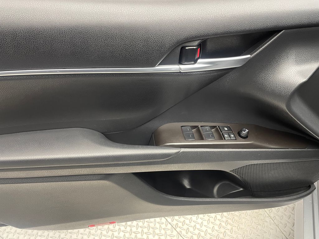 Thumbnail: 2024 Toyota Camry - 9