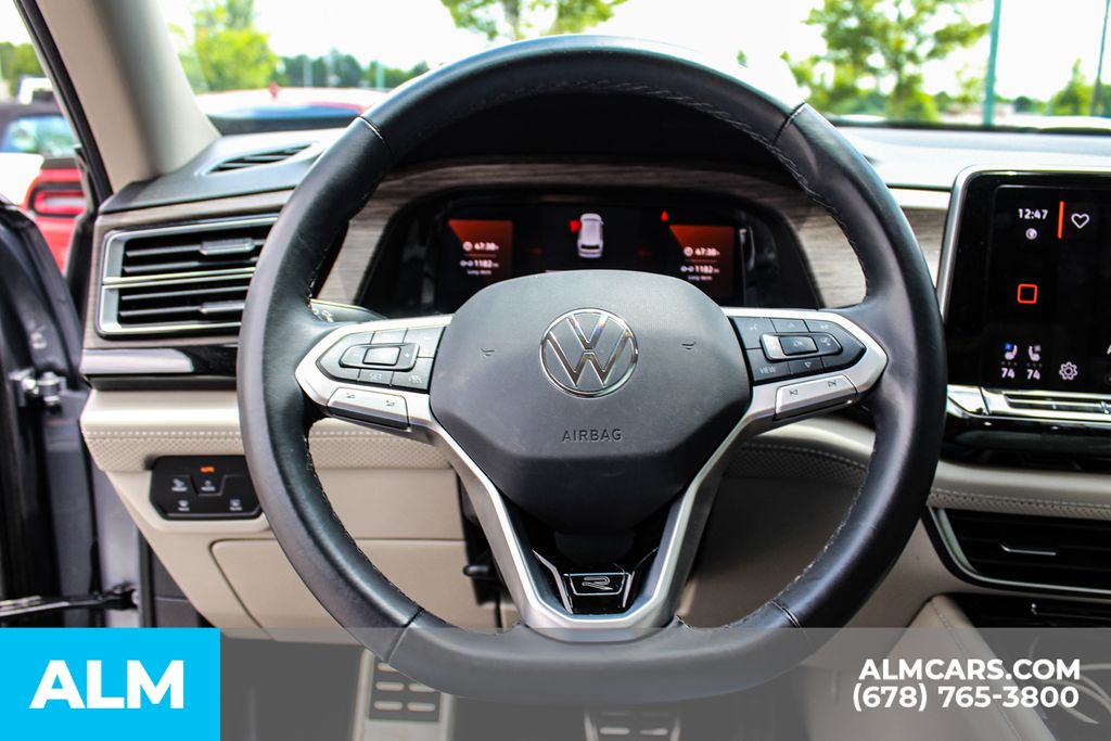 Used 2024 Gray Volkswagen 2.0T SEL Premium R-Line image 19